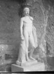 La statua di Hermes in uno scatto prima del furto Dall'archivio fotografico del Museo Archeologico di Napoli © Parco Archeologico Campi Flegrei