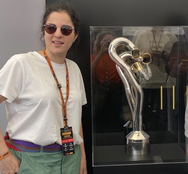 Artist Ruth Beraha has created the trophy for the Monza 2023