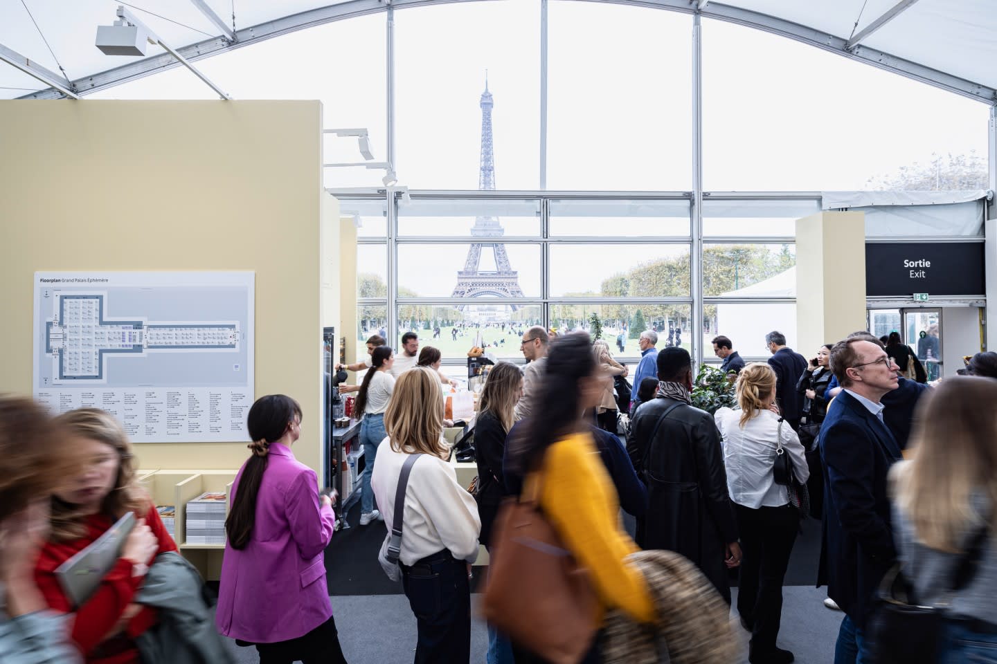 Le vendite delle gallerie a Paris+ e il successo delle fiere di Parigi