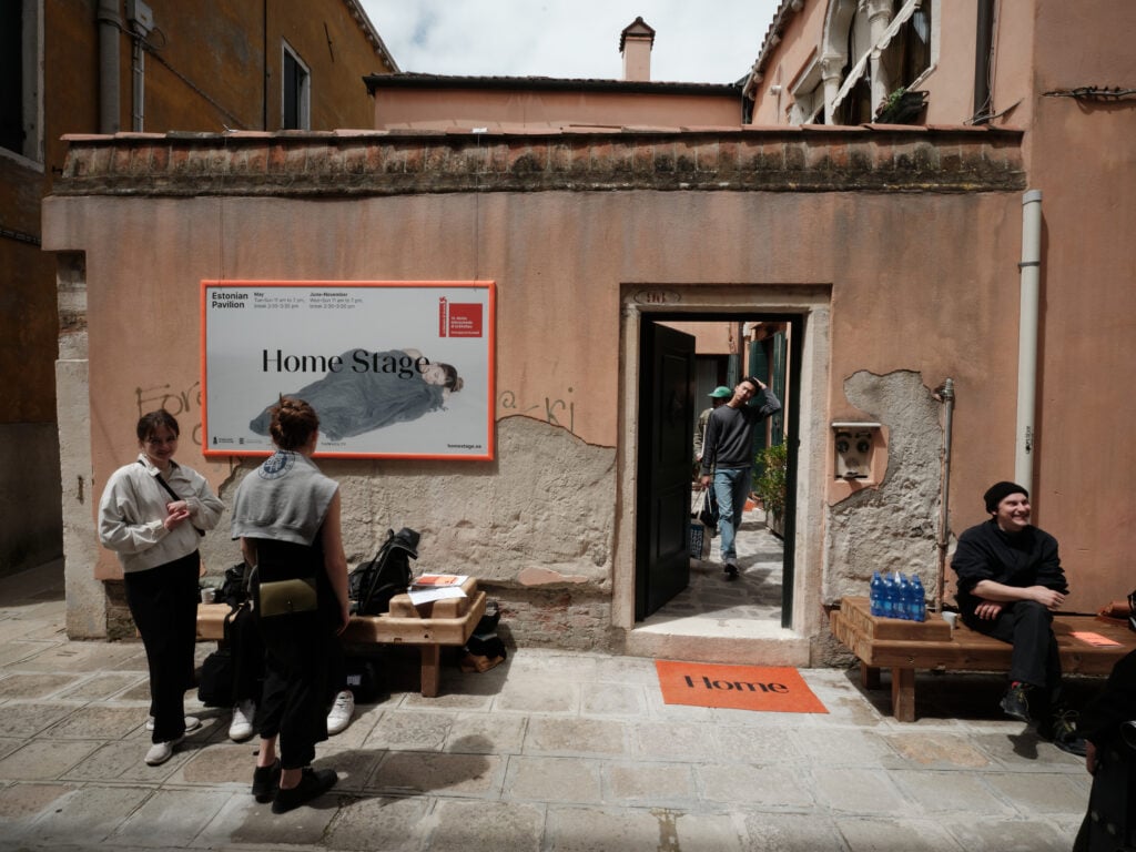 Home Stage, Padiglione Estonia, Biennale Architettura di Venezia 2023. Photo Kertin Vasser