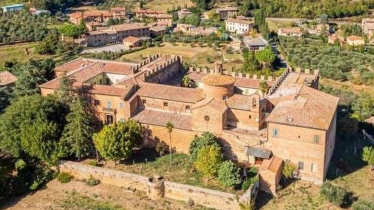 Monastero SantEugenio a Siena. Courtesy Lionard6 A Siena è in vendita il monastero più antico della Toscana. Tutta la storia