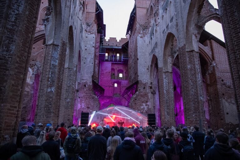 Le rovine della Cattedrale di Tartu in Toomemägi. Photo Andrus Liivamäe