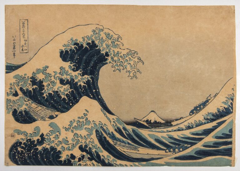 Katsushika Hokusai, Sotto l’onda al largo di Kanagawa, 1895 – 1915 circa, collezione privata in comodato presso Museo Civico delle Cappuccine di Bagnacavallo