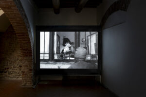 Melancolia della resistenza. Béla Tarr e Adrian Paci in mostra a Casa Masaccio 