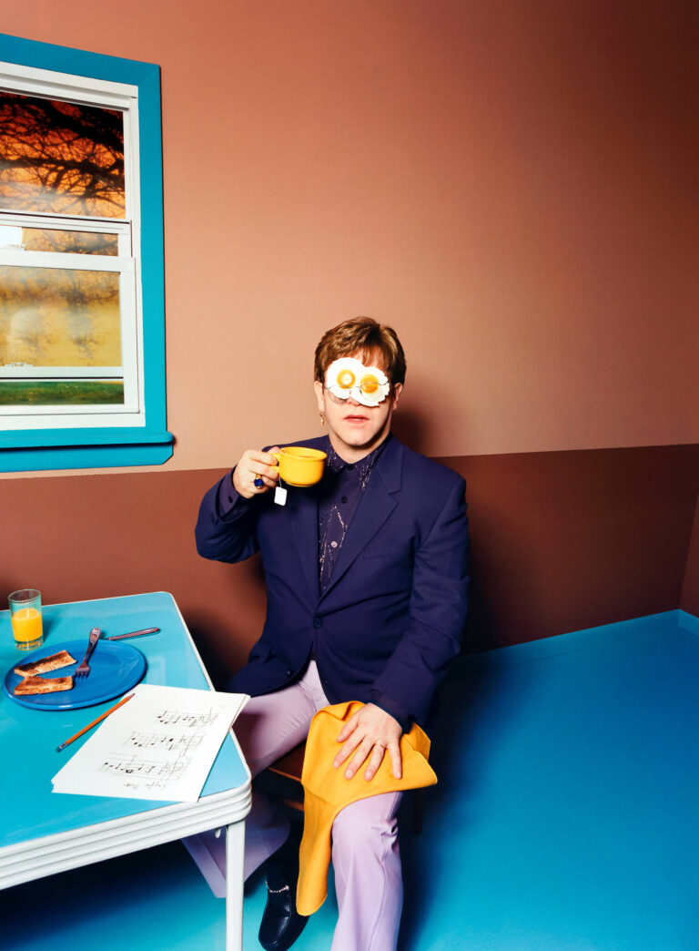 Elton John Egg On His Face, New York, David LaChapelle, 1999