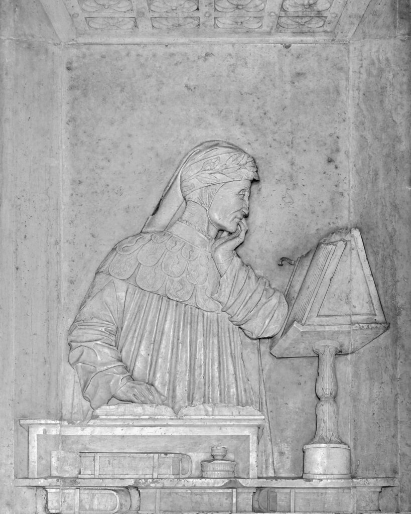 Pietro Lombardi, Ritratto a bassorilievo di Dante, Tomba di Dante