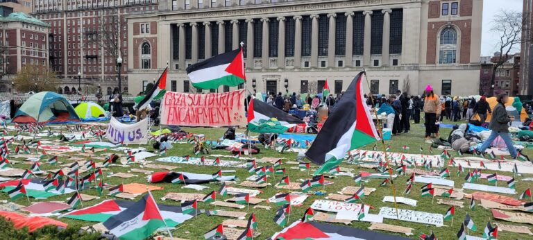 Qual è il senso architettonico degli accampamenti pro-Palestina alla Columbia?