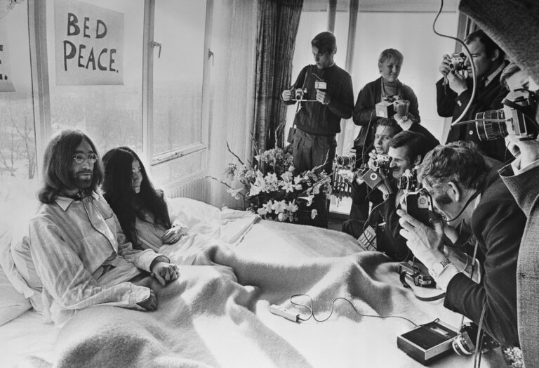 Yoko Ono and John Lennon, Bed-In for Peace, Amsterdam, 1969. Courtesy YO...