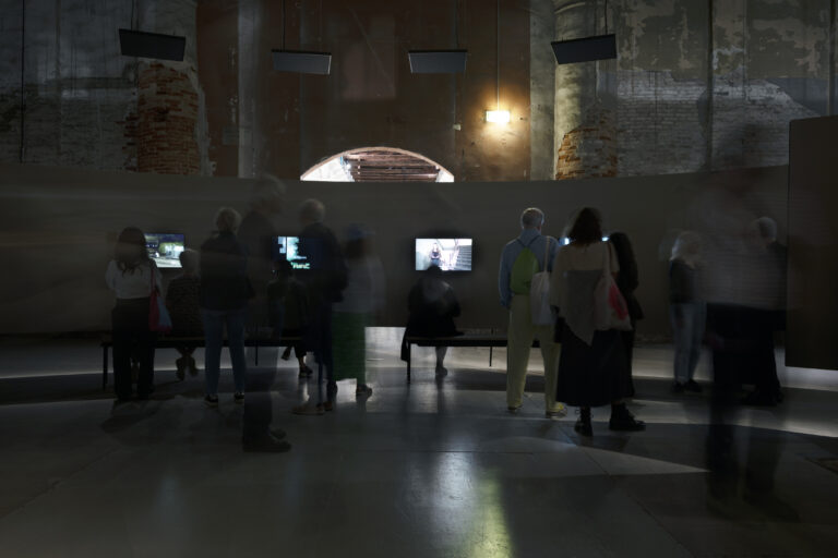 La Biennale Arte 2024 vista dagli studenti di Arti Visive dell’accademia NABA. Il report