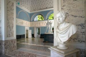 Arte, storia e mito in una mostra a Villa Carlotta sul Lago di Como