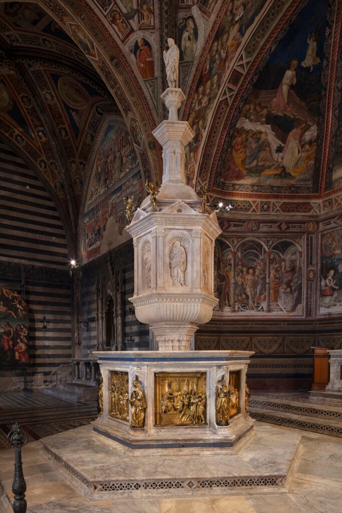 Fonte battesimale del Duomo di Siena, insieme dopo il restauro. Photo Bruno Bruchi