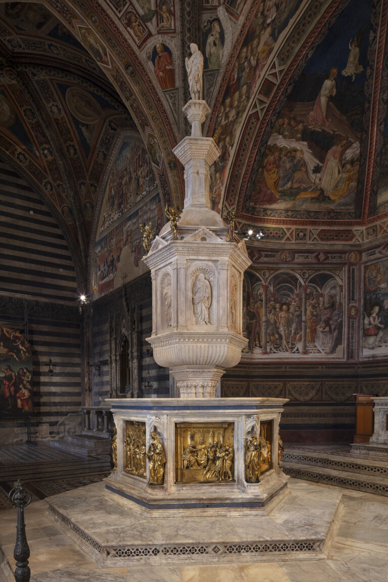 Fonte battesimale del Duomo di Siena, insieme dopo il restauro. Photo Bruno Bruchi