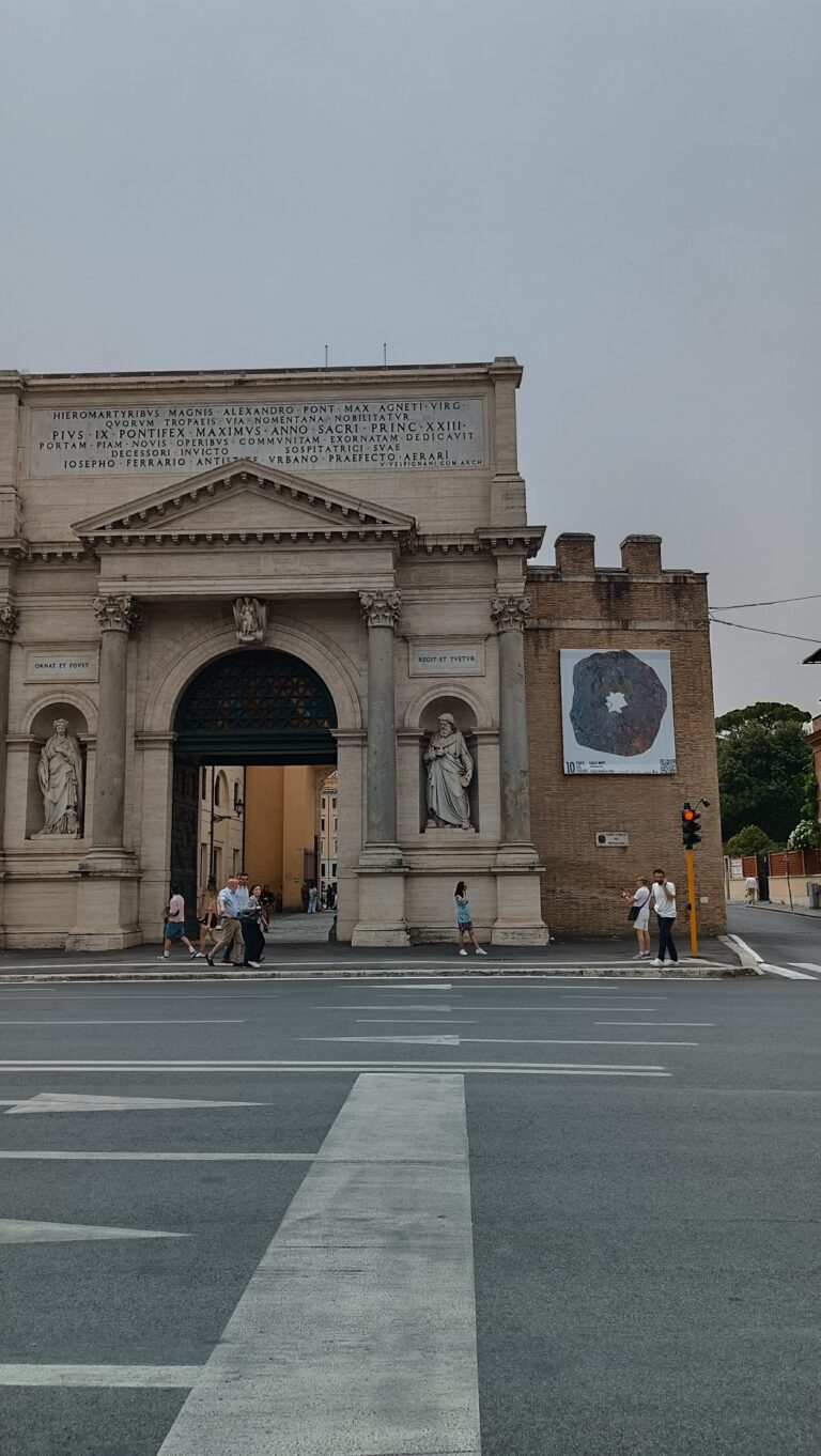 Le 10 porte del futuro sulle Mura Aureliane di Roma. Progetto a cura di Spazio Taverna