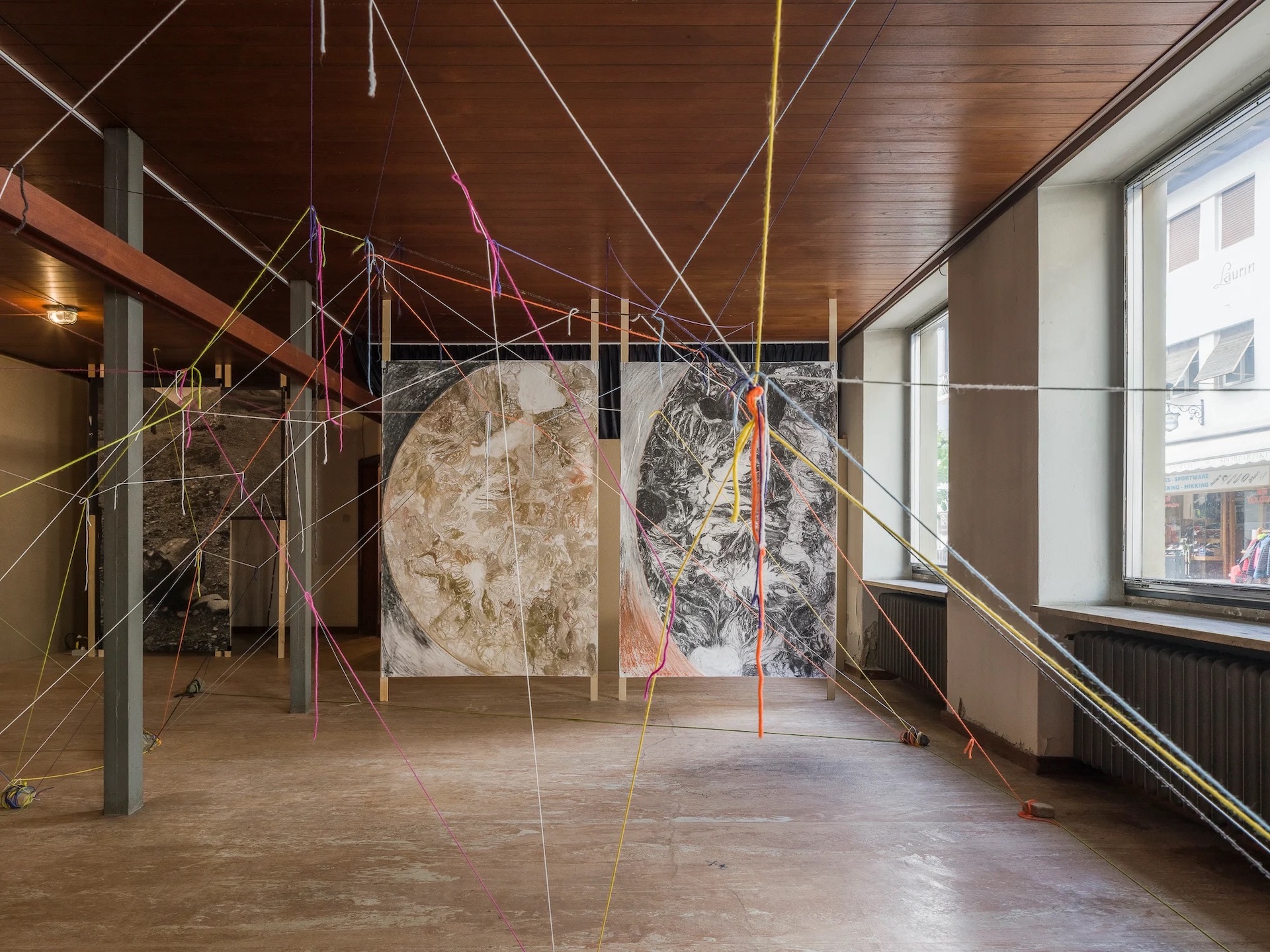 Michael Hopfner, Plateau a walking life, 2024. Biennale-Gherdeina 9. Photo Tiberio Servillo