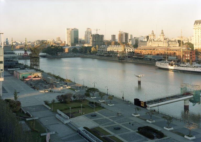 01luca nostri buenos aires matanza riachuelo 2022 courtesy ghella A Roma i cantieri delle grandi opere pubbliche protagonisti di una mostra fotografica al MAXXI 