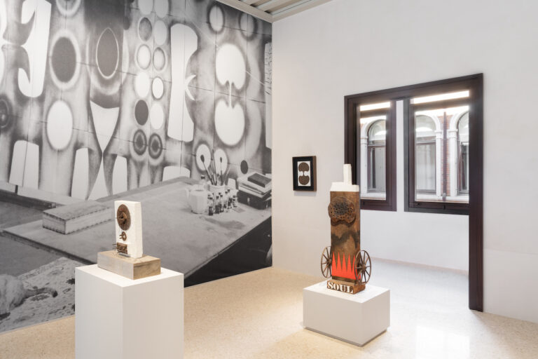 Robert Indiana: The Sweet Mystery, Installation View, Photo: Marco Cappelletti, Artworks © Morgan Art Foundation LLC, Artists Rights Society (ARS), NY