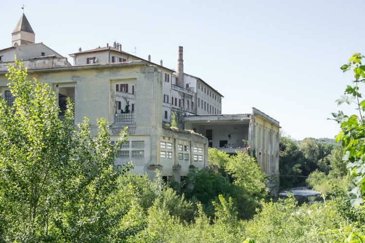 Ex Lanificio Carotti, Fermignano. Photo Alessandro Nanni