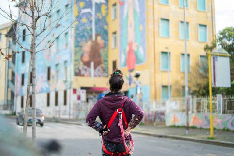 La street art diventa strumento di attivismo femminista. Intervista a Livia Fabiani