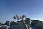 Nuvole molecolari si muovono sull’isola greca di Milo. Il video