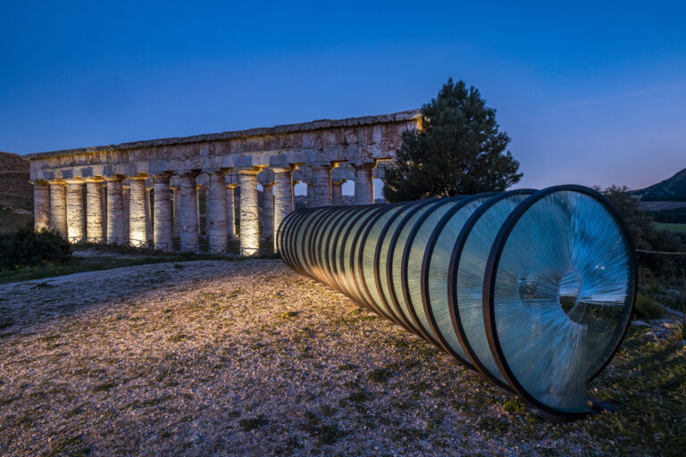 Costas Varotsos_ Spirale_1991-98_ferro e vetro PH Gianluca Baronchelli