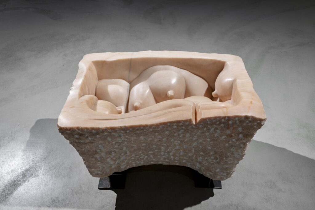 La maternità secondo la grande artista Louise Bourgeois in mostra a Firenze  