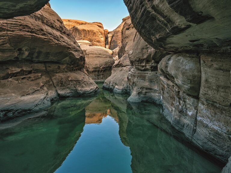 Robert Polidori - Hidden Lake in Shallal Canyon, 2020