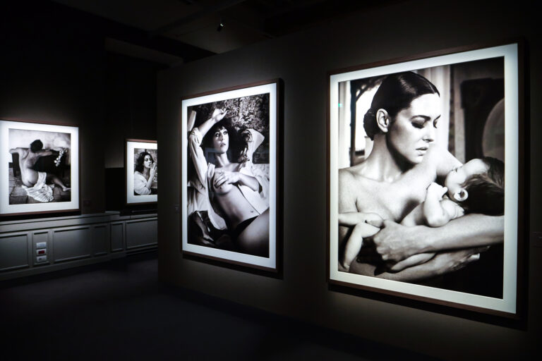 Vincent Peters, Timeless Time. Installation view a Palazzo Bonaparte, Roma, 2024