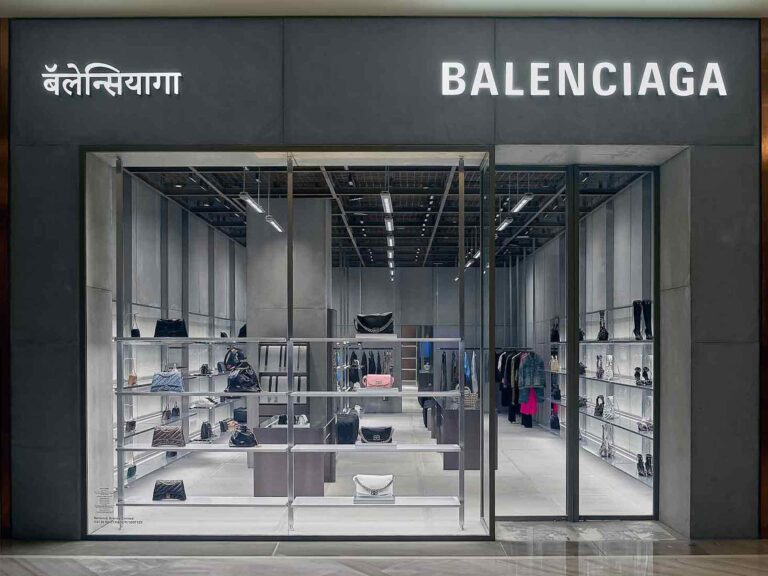 Balenciaga store a Mumbai. Courtesy Balenciaga