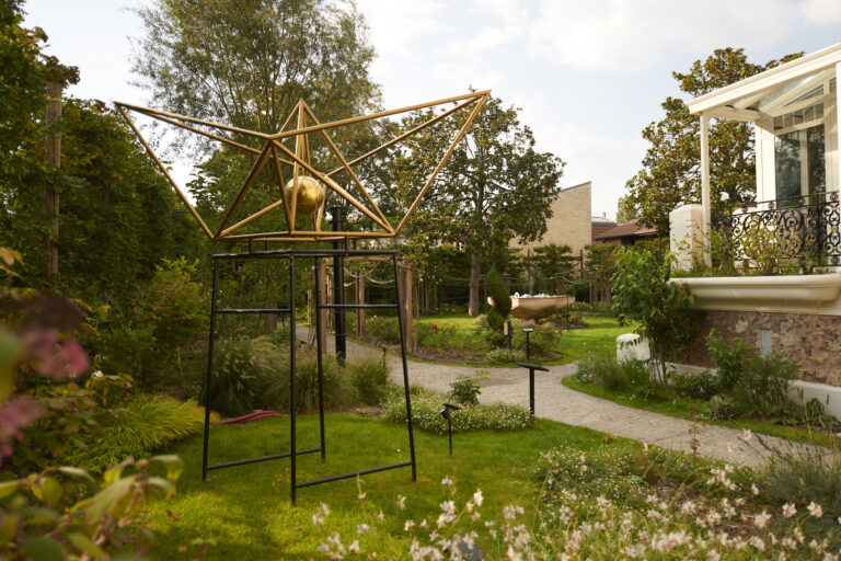 Younes Rahmoun, Markib-Habba (Boat-Seed), 2024, MACS MTO garden. Courtesy of Musée d’Art et de Culture Soufis MTO and the artist. Photo by Flint Culture