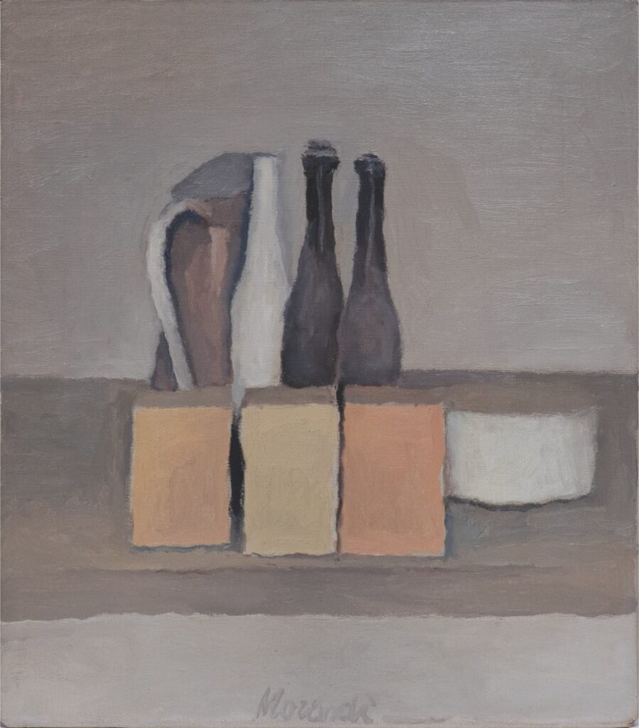 Giorgio Morandi, Natura Morta, 1956, olio su tela, 40,7x36,2 cm (Vitali 986). Ph. Credit Alvise Aspesi - Courtesy Collezione Augusto e Francesca Giovanardi, Milano