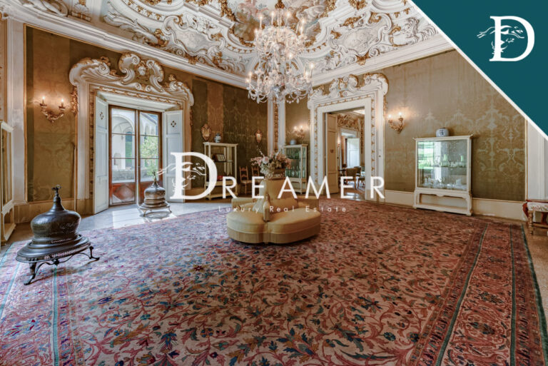 Villa Decamerone Credits Dreamer