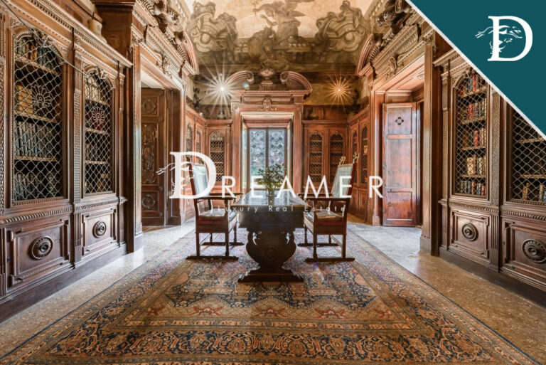 Villa Decamerone Credits Dreamer