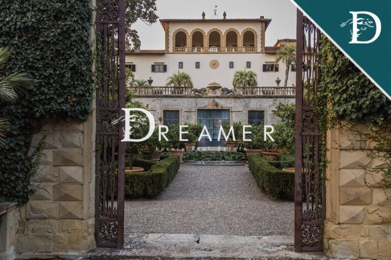 Villa Decamerone Credits Dreamer