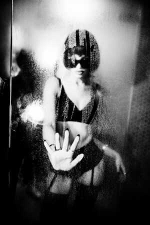 Elmut Newton / Ellen von Unwerth - Eroticism in Fashion Photography