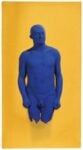 Yves Klein e Arman Le Vide et Le Plein, Yves Klein Portrait relief d’Arman, (PR 1) 1962-1989 Pigmento puro e resina sintetica su bronzo su pannello ricoperto di foglia d’oro 176 × 96 × 26 cm Collezione privata © Succession Yves Klein / 2024, ProLitteris, Zürich