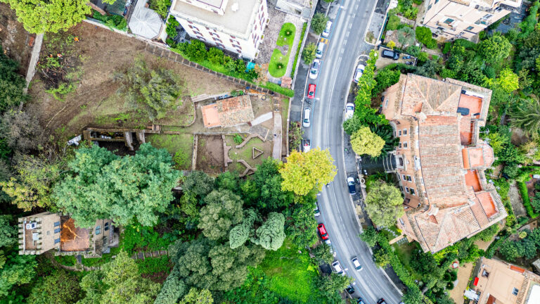 1 santuario siriaco Sul Gianicolo a Roma riapre dopo 5 anni l’antico santuario pagano che venne scoperto per caso