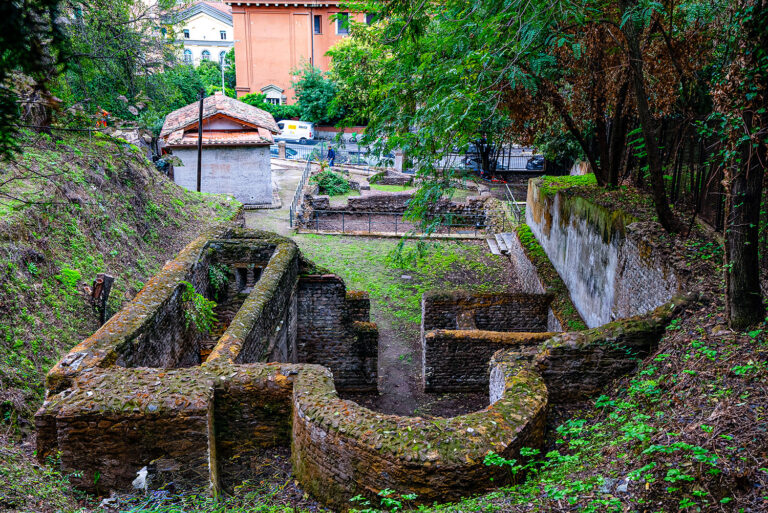 11 santuario siriaco Sul Gianicolo a Roma riapre dopo 5 anni l’antico santuario pagano che venne scoperto per caso