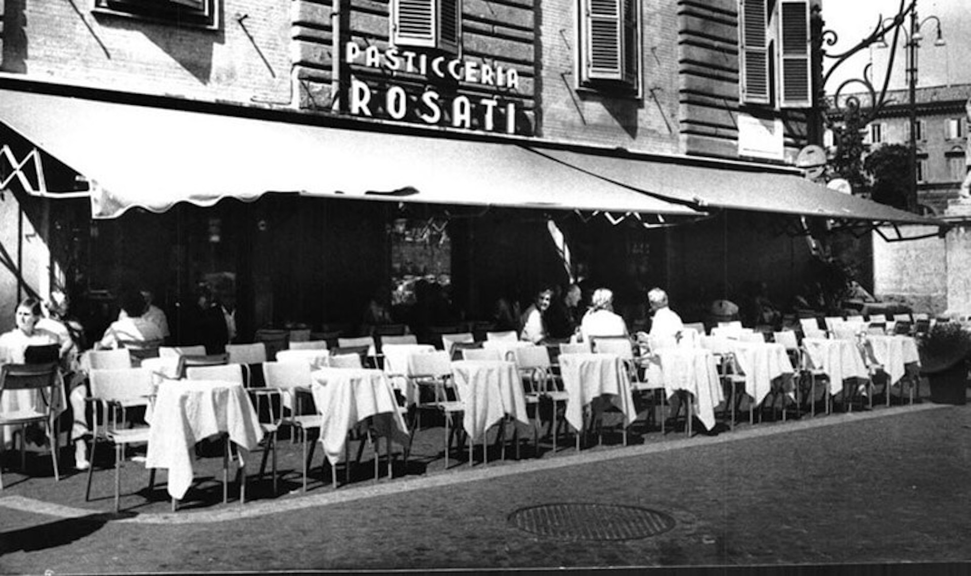 Bar Rosati, il caffè storico di Roma. Courtesy Bar Rosati