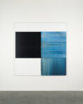 Callum Innes Exposed Painting, 2024 Oil on linen 180 x 175 cm Courtesy Alfonso Artiaco, Napoli. Photo Callum Innes studio