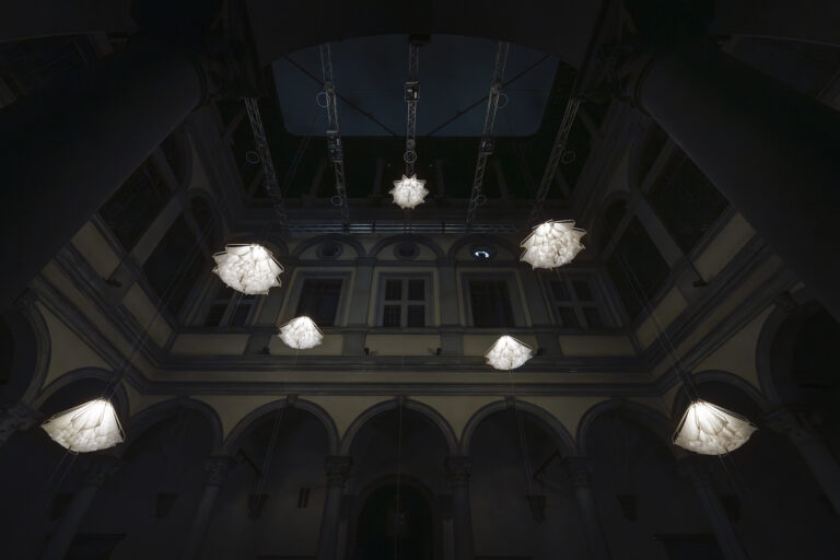 DRIFT, Shy Society, Palazzo Strozzi, Firenze, 2024. Photo Ela Bialkowska, OKNOstudio