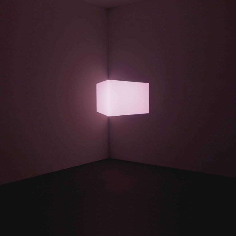 James Turrell, Corner Projection