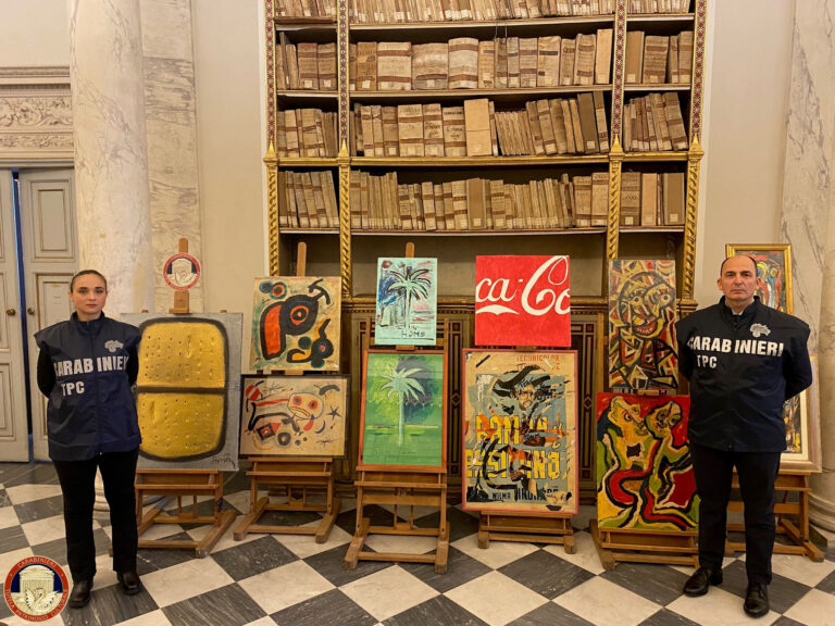 5 copia Oltre 2.100 opere d’arte contemporanea confiscate dai Carabinieri: falsi e ricettazione nell’indagine