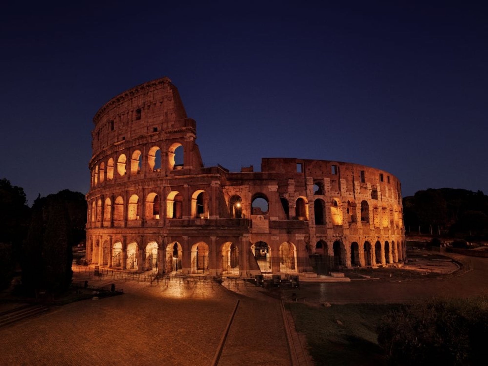 Airbnb - Icons Gladiator. Photo Daniele Castellaro