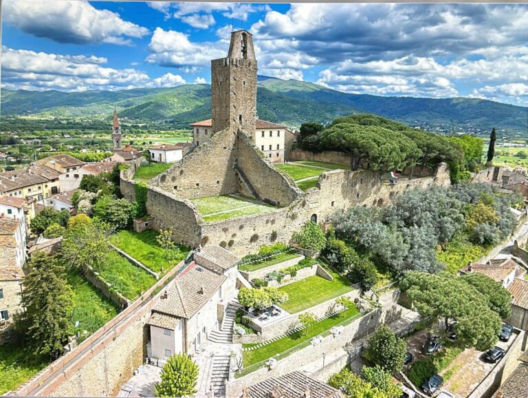 Castiglion Fiorentino, Casero vista dall'alto