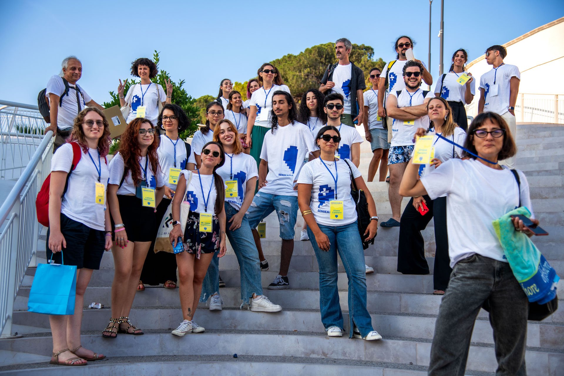 I custodi del codice poco prima del rituale “Meet your Other” della DataMeditation, waterfront di Reggio Calabria. Photo  Jasmine Iannì