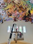 img7228 2 L’artista Austin Young realizza un’installazione permanente in una chiesa di Cosenza