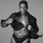 John Boyega ritratto da Ethan James Green per il Calendario Pirelli 2025 © Pirelli