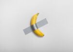 Sotheby’s ha vende la banana di Cattelan per oltre 6 milioni di dollari (sì, ma in criptovaluta)