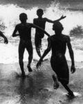 Liberia, c.1930 Gelatin silver print, printed later © ESTATE OF MARTIN MUNKACSI – Courtesy Howard Greenberg Gallery and Paci contemporary gallery (Brescia-Porto Cervo, IT) cm 35 x 27,5 ca. / inches 13,8 x 10,8 ca.