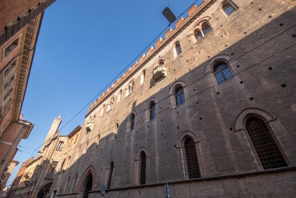 A Palazzo Pepoli torna il Museo della Storia di Bologna. Dietrofront del Comune dopo le polemiche